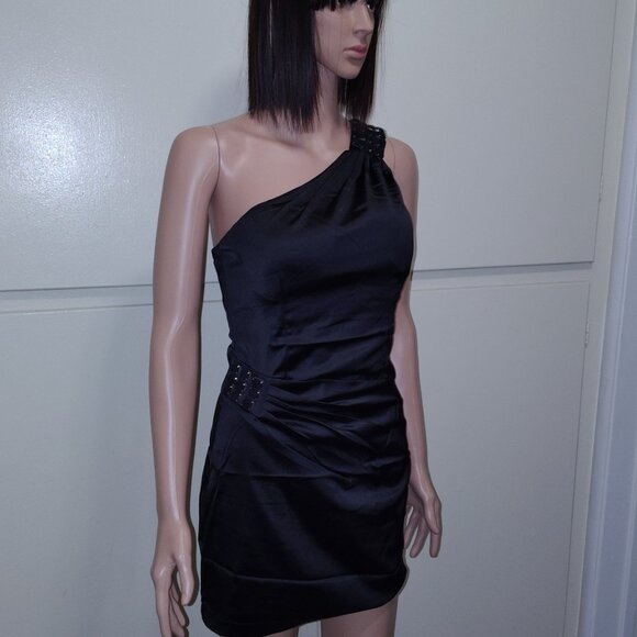 Rachael G One-Strap Satin Dress. Black Color. Size M - Picture 9 of 15